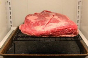 Brisket en sal de cura